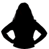 Person reading a book in a calm setting, symbolising the reflective and positive reviews of Pablo Tmoszuk’s headache and migraine book. 